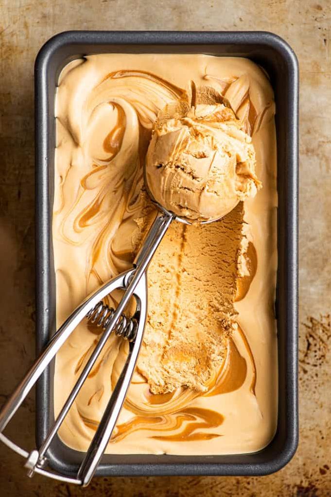  A classic combination of caramel and cream, this ice cream is sure to satisfy any sweet tooth.