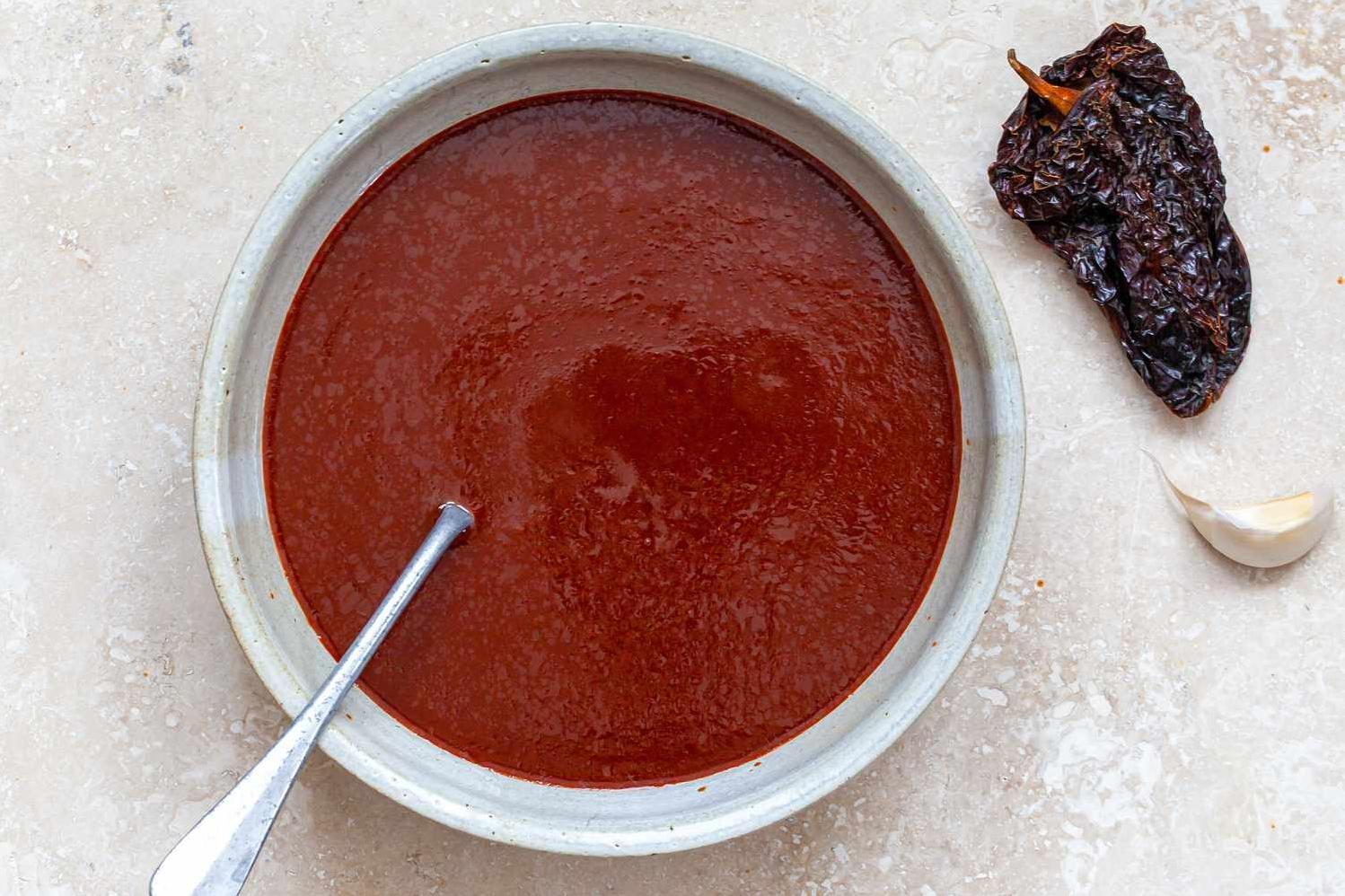  A satisfying red sauce that packs a punch of flavor!
