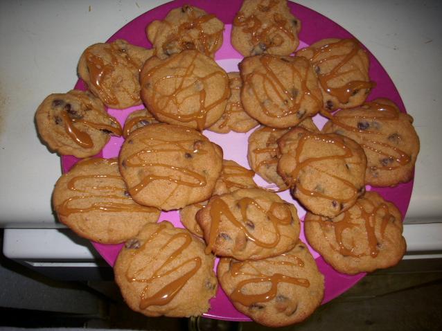  A warm batch of Dulce De Leche cookies fresh out of the oven!