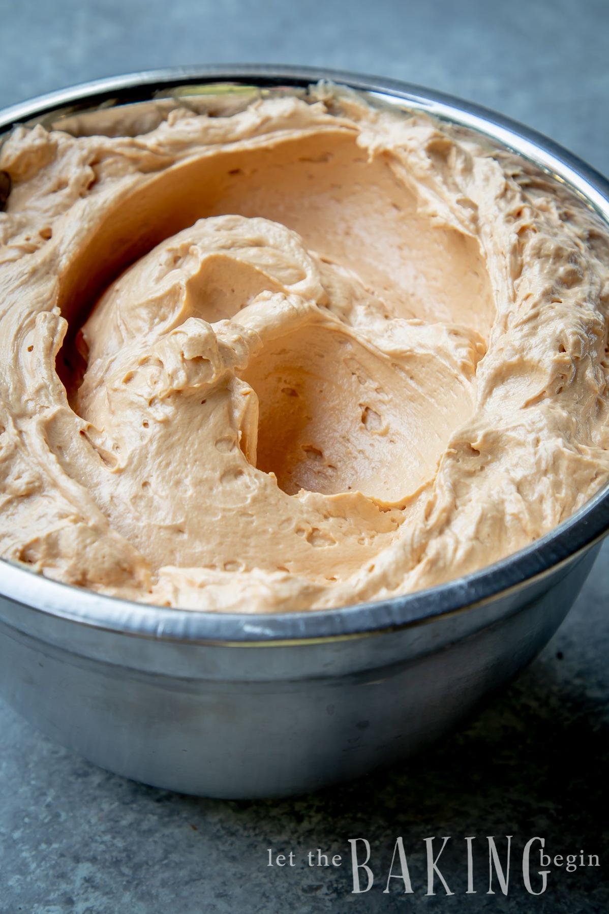  Behold the silky and decadent dulce de leche icing!