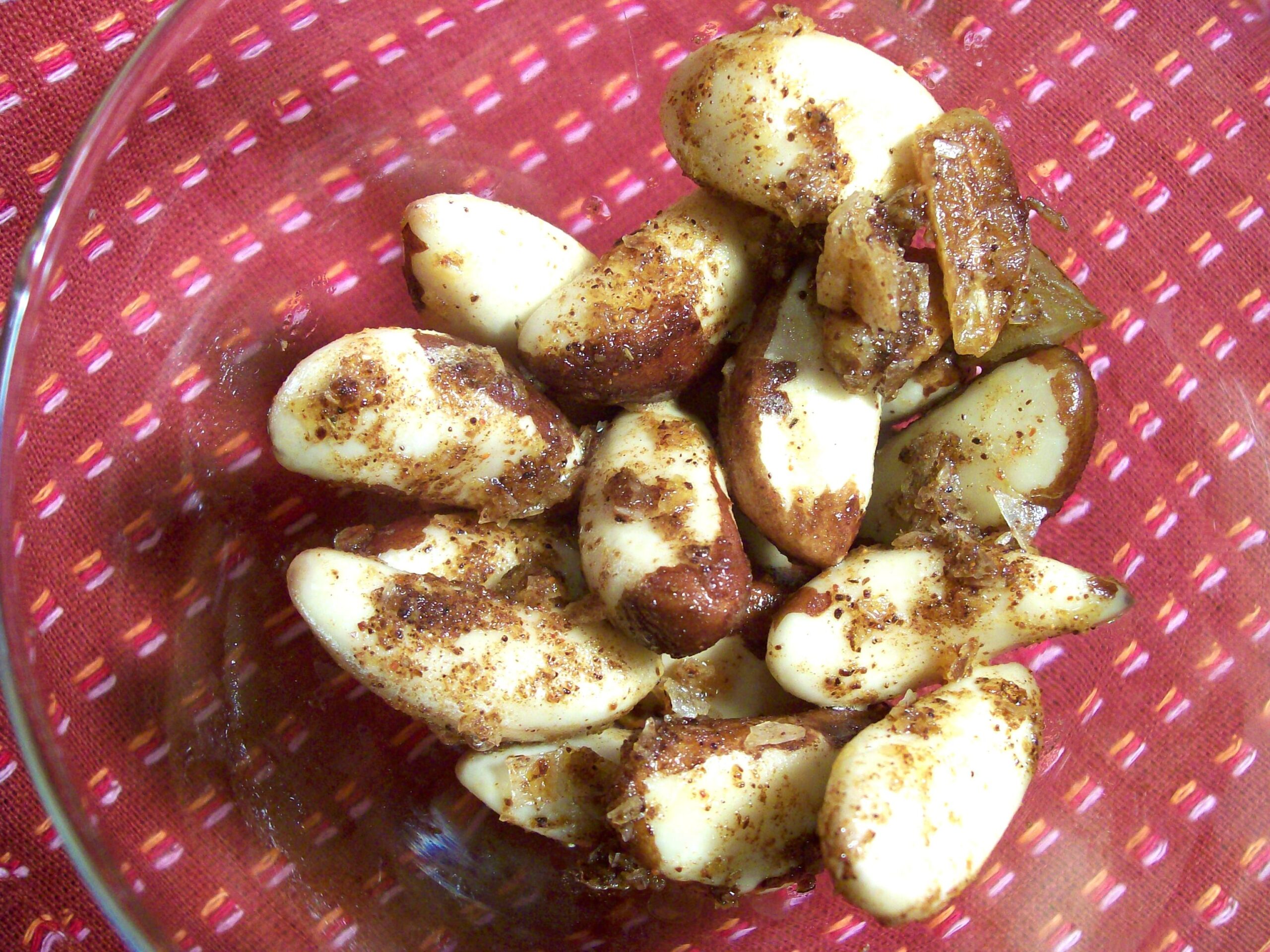 Chilli, Garlic and Brazil Nuts Snack