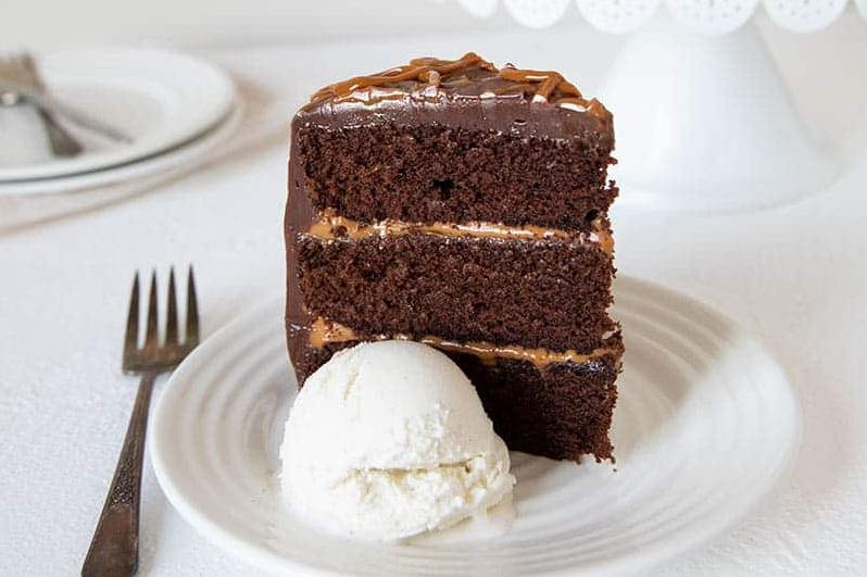  Chocolate cake + Dulce de leche = Pure Bliss!