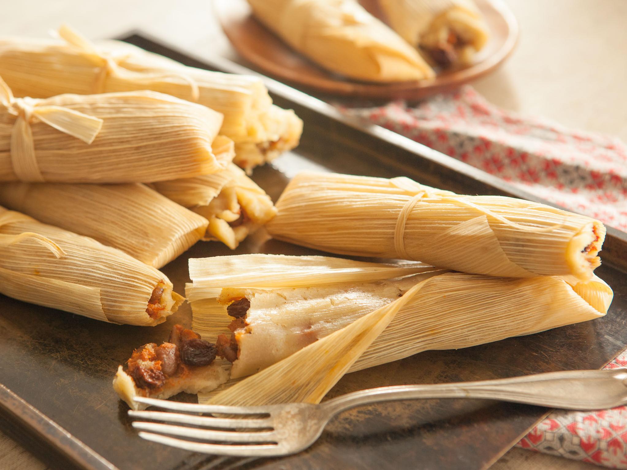  Delightful tamales filled with yam, pecans and raisins.