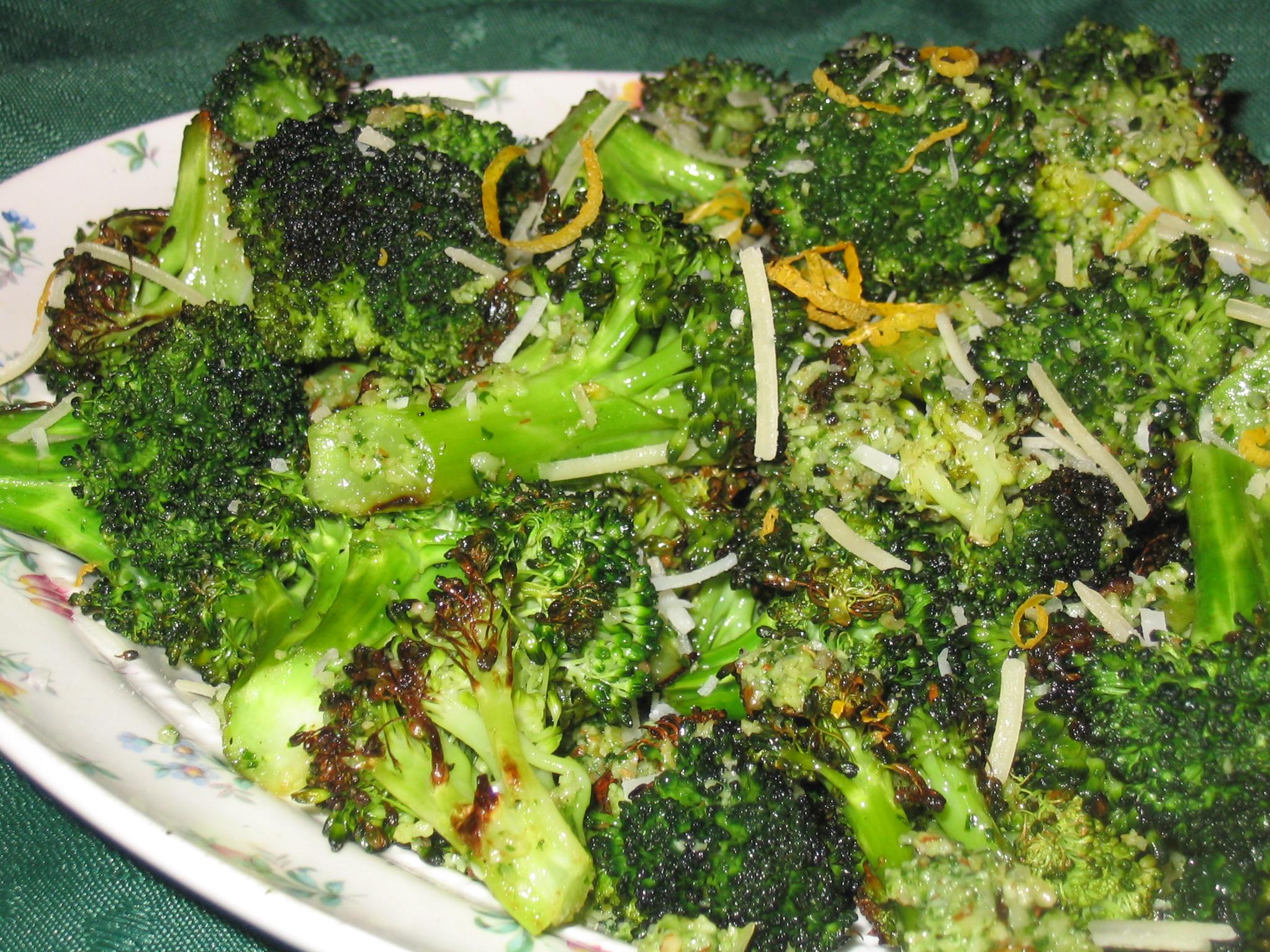 Delicious Roasted Broccoli with Brazil-Nut Pesto Recipe