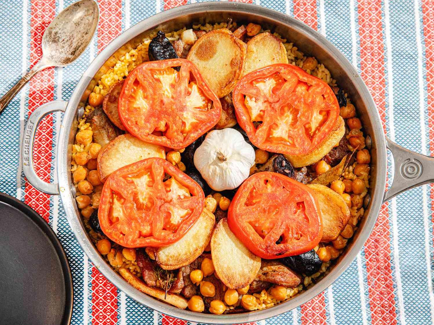 Say hello to your new favorite side dish - Arroz Al Horno!