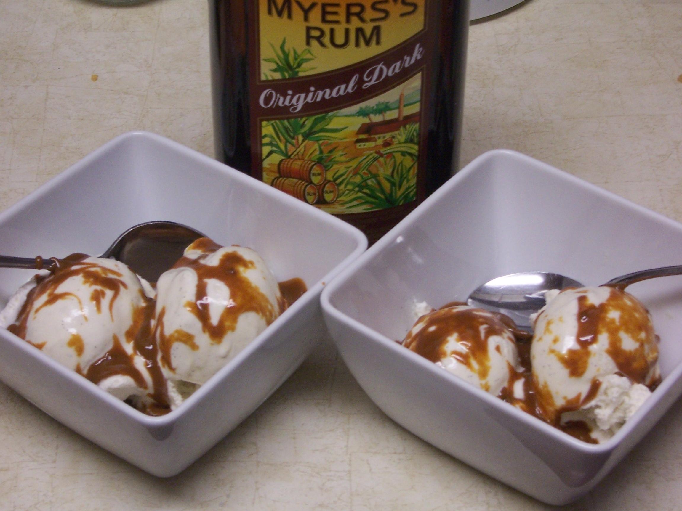  The sweet aroma of caramelized sugar and rum is irresistible!