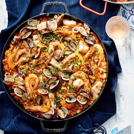  This one-pot wonder is perfect for busy weeknights when you crave a delicious seafood dish.
