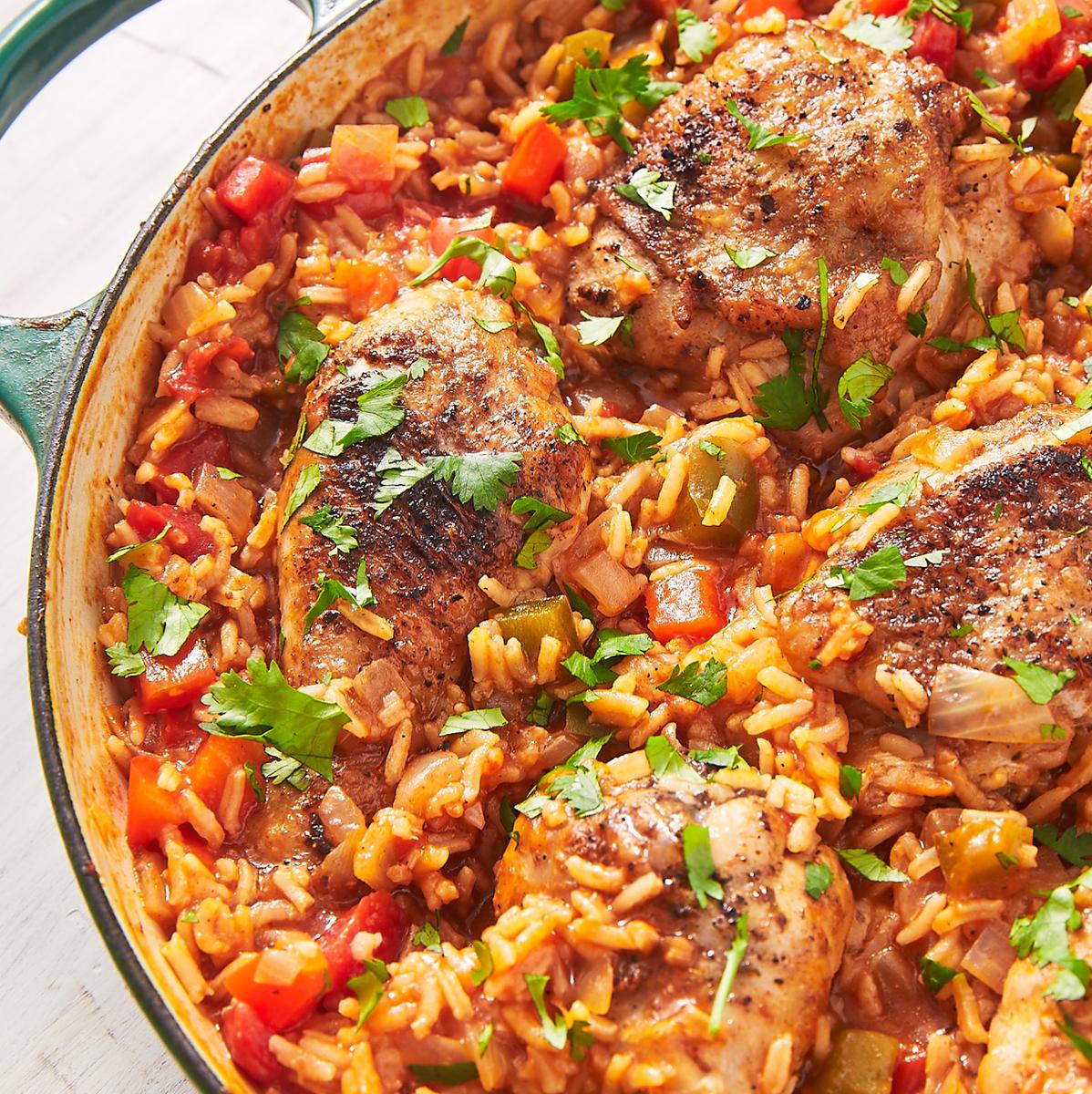  Upgrade your dinner game with this healthy Arroz Con Pollo recipe